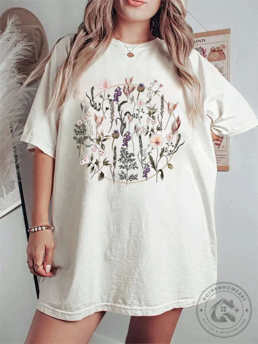 Vintage Wildflower Botanical Floral Arrangement Graphic T-Shirt